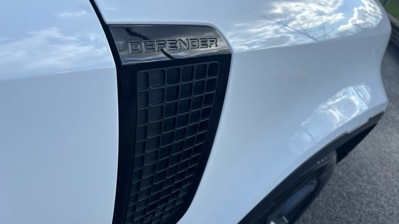 Land Rover Defender 90 Diesel 3.0 D250 Hard Top Auto